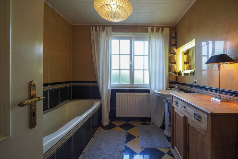 Immobilienangebot - Rellingen - Alle - Familienglück – ruhig gelegen, mit Garten und schneller Nähe zu Hamburg