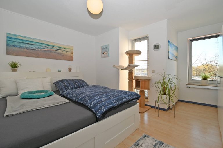 Immobilienangebot - Hamburg - Alle - Urbane 2 Zimmer Wohnung mit Balkon und Tiefgaragenstellplatz in Hamburg Wandsbek-
vermietet!