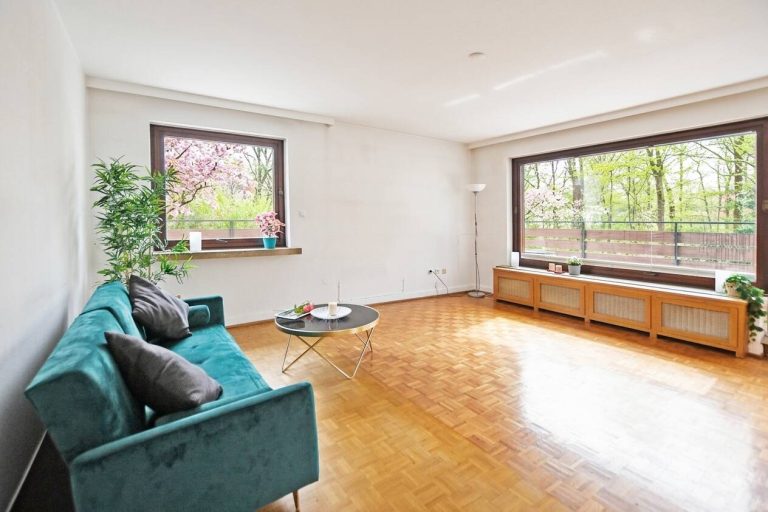 Immobilienangebot - Hamburg - Alle - Sonniges  Penthouse mitten in Blankenese mit grosser Terrasse und Blick in den Goßlers Park