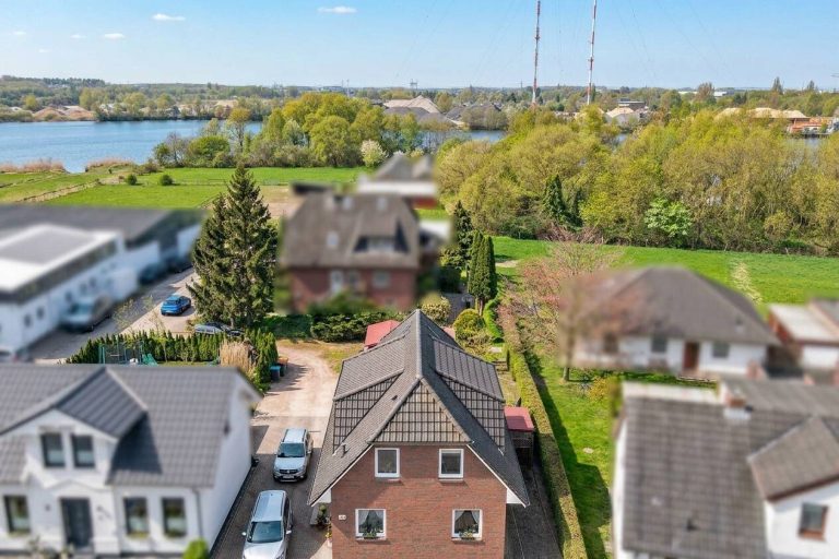 Immobilienangebot - Hamburg - Alle - Eindrucksvoller Rotklinkerbau mit hervorragender Raumaufteilung