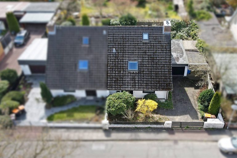 Immobilienangebot - Henstedt-Ulzburg - Alle - Henstedt-Rhen: Familienfreundliche Doppelhaushälfte mit Garage, Carport und schönem Garten