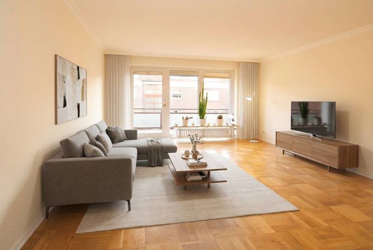 Immobilienangebot - Hamburg - Lokstedt - Alle - Gepflegte 4-Zi-Wohnung in ruhiger Sackgasse mit herrlichem Südbalkon & Tiefgaragenstellplatz