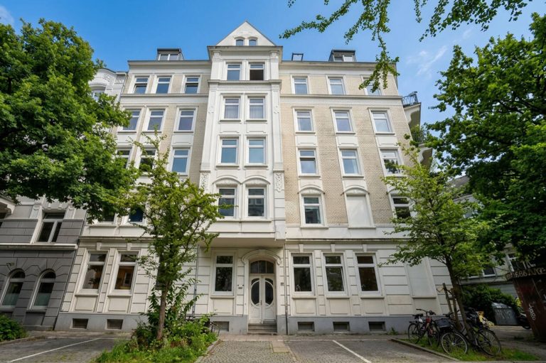 Immobilienangebot - Hamburg - Alle - Altbau-Perle mit großzügigen 146 m² und 2 Balkonen mitten im Herzen von Altona - vermietet