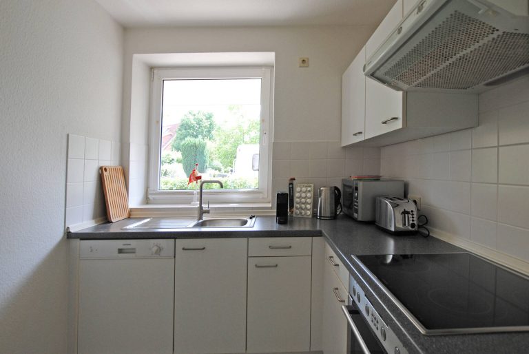 Immobilienangebot - Schenefeld - Alle - Barrierearme und gepflegte Terrassen-Wohnung mit TG-Stellplatz in Schenefeld-Dorf
