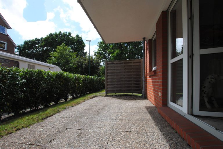 Immobilienangebot - Schenefeld - Alle - Barrierearme und gepflegte Terrassen-Wohnung mit TG-Stellplatz in Schenefeld-Dorf