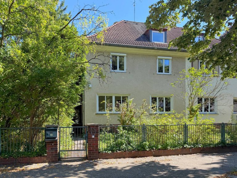 Immobilienangebot - Berlin - Alle - Familienfreundliche Doppelhaushälfte mit vielen Altbaumerkmalen nahe Mexikoplatz