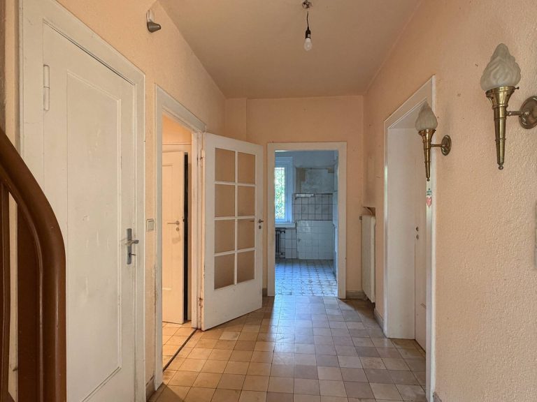 Immobilienangebot - Berlin - Alle - Familienfreundliche Doppelhaushälfte mit vielen Altbaumerkmalen nahe Mexikoplatz