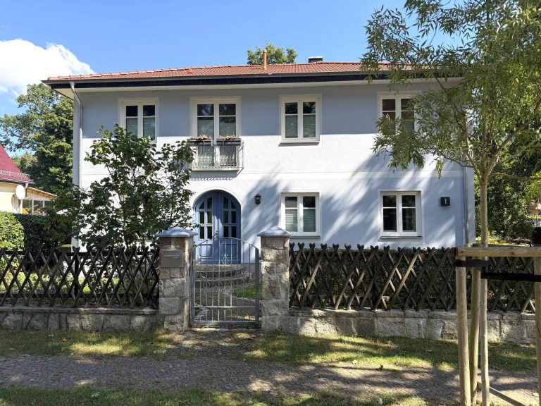 Immobilienangebot - Falkensee / Finkenkrug - Alle - Ein Zuhause für die Familie mit vielen Kindern! 
Großes Grundstück in ruhiger Lage Finkenkrug