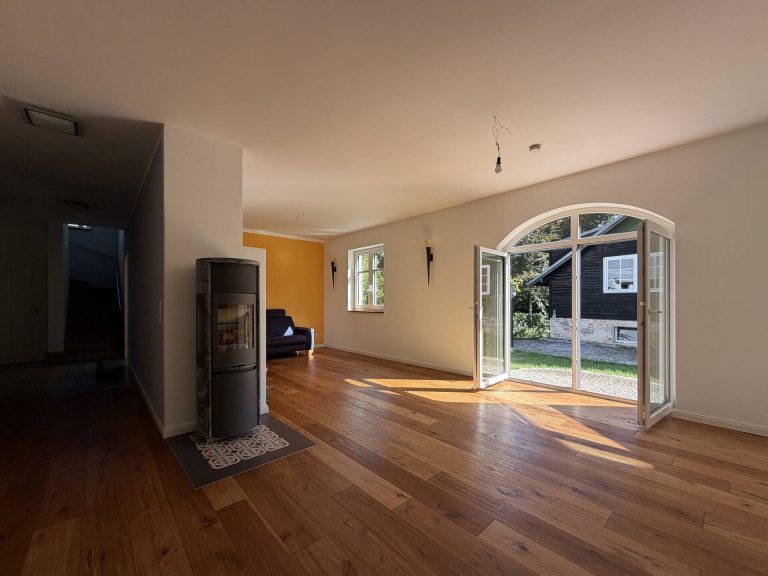 Immobilienangebot - Falkensee / Finkenkrug - Alle - Ein Zuhause für die Familie mit vielen Kindern! 
Großes Grundstück in ruhiger Lage Finkenkrug
