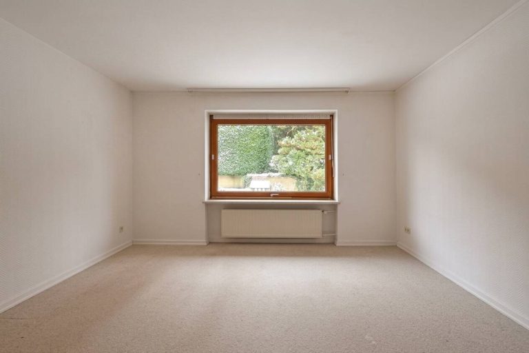 Immobilienangebot - Hamburg - Alle - Großzügiges und gepflegtes Ein/Zweifamilienhaus in begehrter Lage von Hamburg Heimfeld.