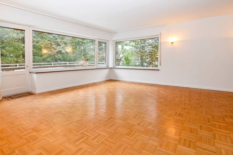 Immobilienangebot - Hamburg - Alle - Großzügiges und gepflegtes Ein/Zweifamilienhaus in begehrter Lage von Hamburg Heimfeld.