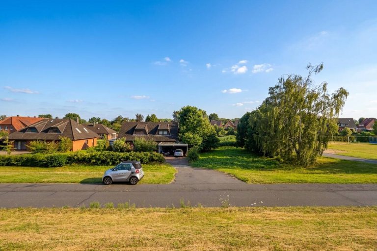 Immobilienangebot - Hohnstorf (Elbe) - Alle - Ein besonderer Ort zum Bauen und Bleiben – 
direkt am Elbdeich in Hohnstorf