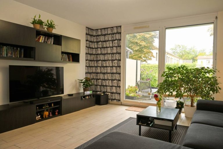 Immobilienangebot - Hamburg - Alle - Modernes, neuwertiges Mittelreihenhaus in Hamburg-Harburg, zentral u. ruhig gelegen mit Stellplatz!