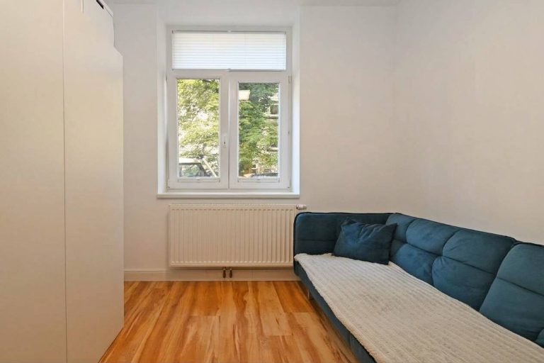 Immobilienangebot - Hamburg - Alle - Hochwertig sanierte Erdgeschosswohnung im begehrten Hamburg-Eppendorf. 2,5 Zimmer vermietet!