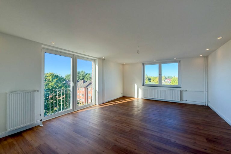 Immobilienangebot - Bargteheide - Alle - Modernisiert, hell und zentral – großzügige 2-Zimmer-Wohnung plus Garage in Bargteheide