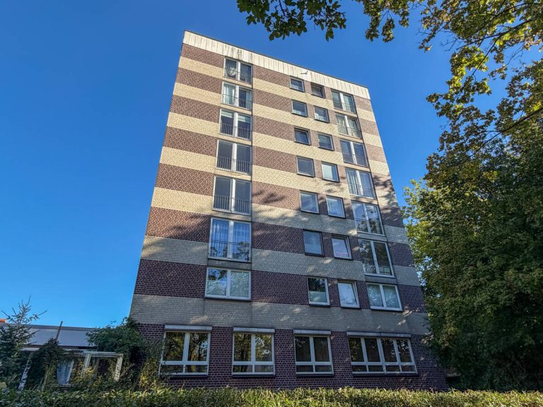 Immobilienangebot - Bargteheide - Alle - Modernisiert, hell und zentral – großzügige 2-Zimmer-Wohnung plus Garage in Bargteheide