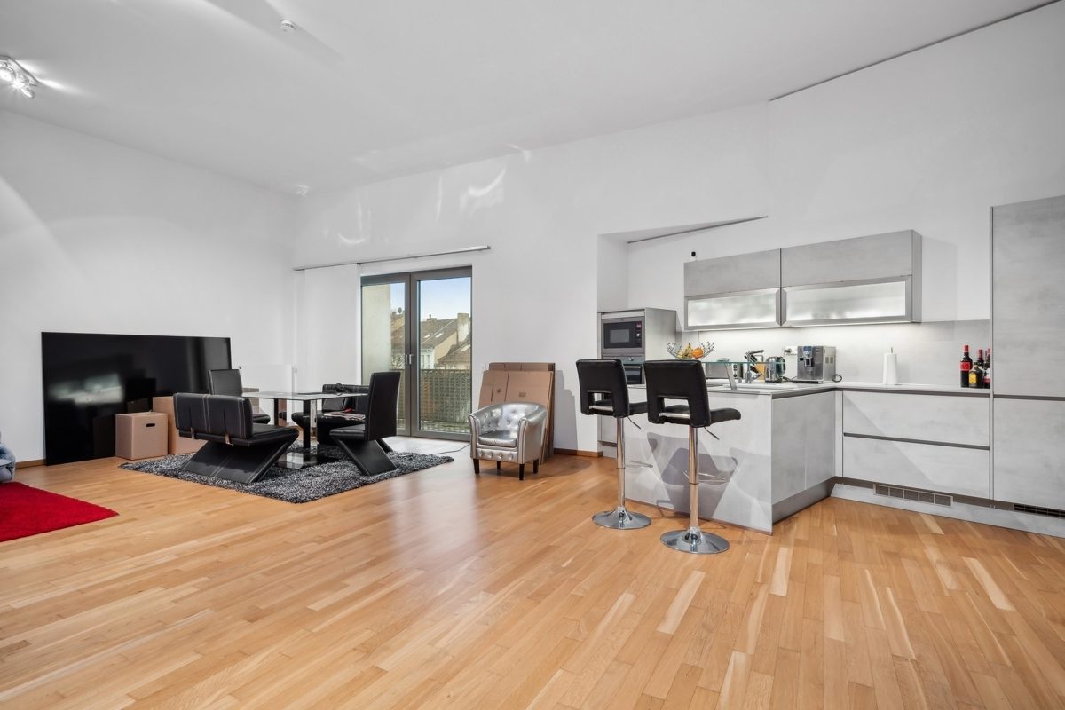 Immobilienangebot - Aachen - Alle - Stylische 4 Zimmer Wohnung mit individuell nutzbaren Balkonen in zentraler Innenstadtlage