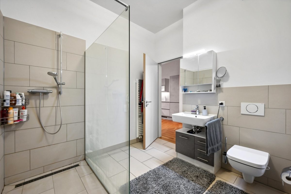 Immobilienangebot - Aachen - Alle - Stylische 4 Zimmer Wohnung mit individuell nutzbaren Balkonen in zentraler Innenstadtlage
