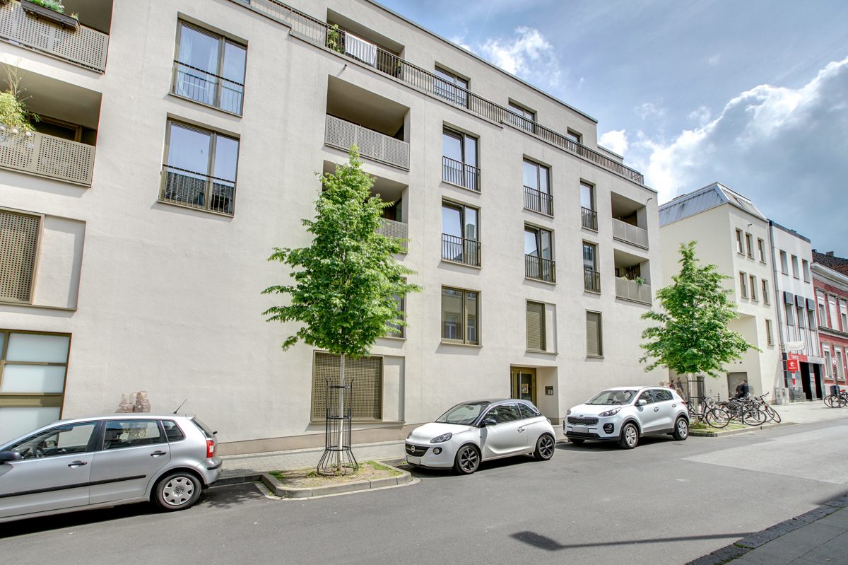 Immobilienangebot - Aachen - Alle - Stylische 4 Zimmer Wohnung mit individuell nutzbaren Balkonen in zentraler Innenstadtlage