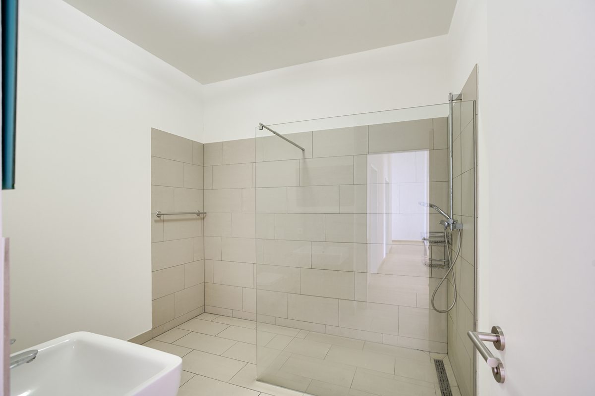 Immobilienangebot - Aachen - Alle - Stylische 4 Zimmer Wohnung mit individuell nutzbaren Balkonen in zentraler Innenstadtlage