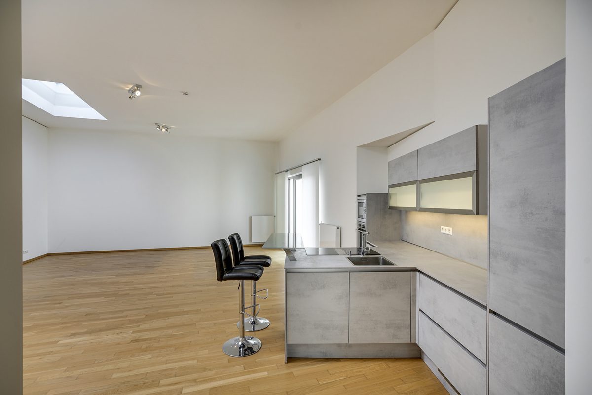 Immobilienangebot - Aachen - Alle - Stylische 4 Zimmer Wohnung mit individuell nutzbaren Balkonen in zentraler Innenstadtlage