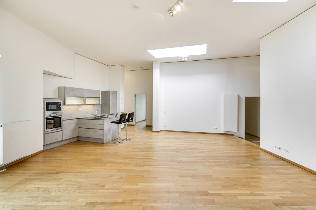 Immobilienangebot - Aachen - Alle - Stylische 4 Zimmer Wohnung mit individuell nutzbaren Balkonen in zentraler Innenstadtlage