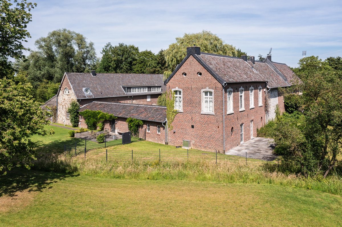 Immobilienangebot - Aachen / Soers - Alle - CHIO 2026. Weltmeisterschaft. Aachen.Und mittendrin: Ihre eigene Hofanlage