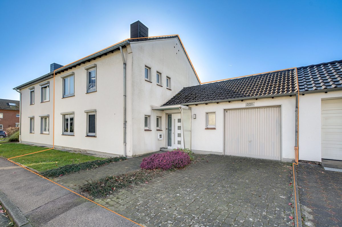 Immobilienangebot - Herzogenrath - Alle - Charmante Doppelhaushälfte in verkehrsberuhigter Lage von Herzogenrath-Straß