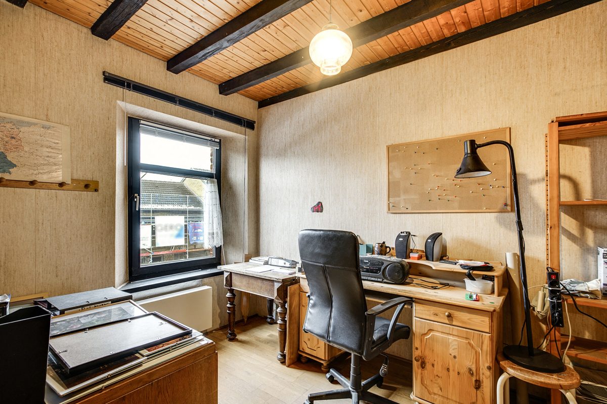 Immobilienangebot - Niederzier - Alle - Bauernhaus mit Hofcharakter und Einliegerwohnung auf großzügigem Grundstück in Niederzier