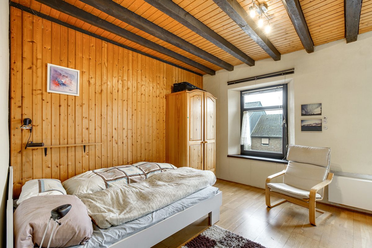 Immobilienangebot - Niederzier - Alle - Bauernhaus mit Hofcharakter und Einliegerwohnung auf großzügigem Grundstück in Niederzier