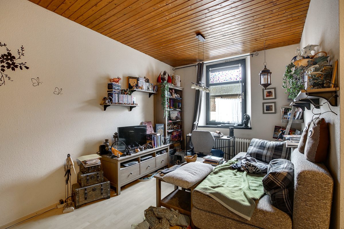 Immobilienangebot - Niederzier - Alle - Bauernhaus mit Hofcharakter und Einliegerwohnung auf großzügigem Grundstück in Niederzier