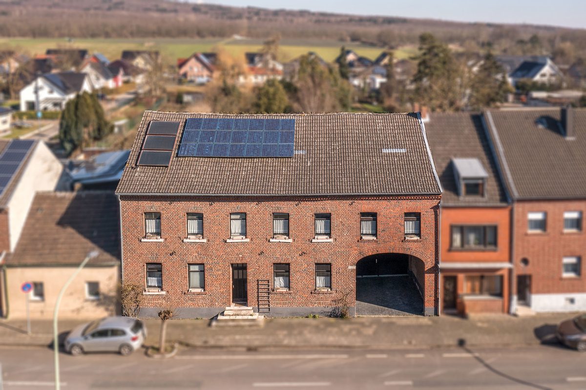 Immobilienangebot - Niederzier - Alle - Bauernhaus mit Hofcharakter und Einliegerwohnung auf großzügigem Grundstück in Niederzier