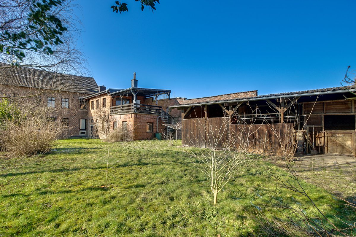 Immobilienangebot - Niederzier - Alle - Bauernhaus mit Hofcharakter und Einliegerwohnung auf großzügigem Grundstück in Niederzier