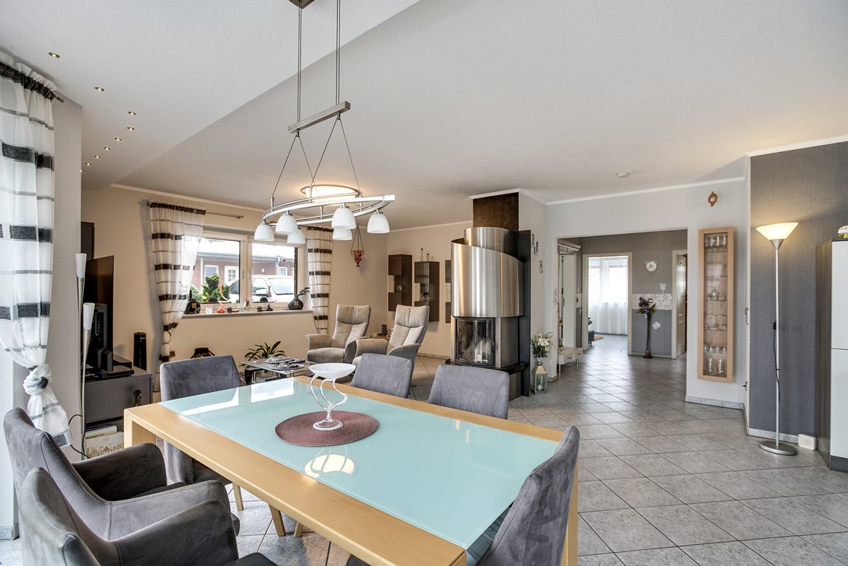 Immobilienangebot - Alsdorf - Alle - Energieeffizientes, familienfreundliches Ein-/ Zweifamilienhaus in beliebter Wohnlage von Alsdorf