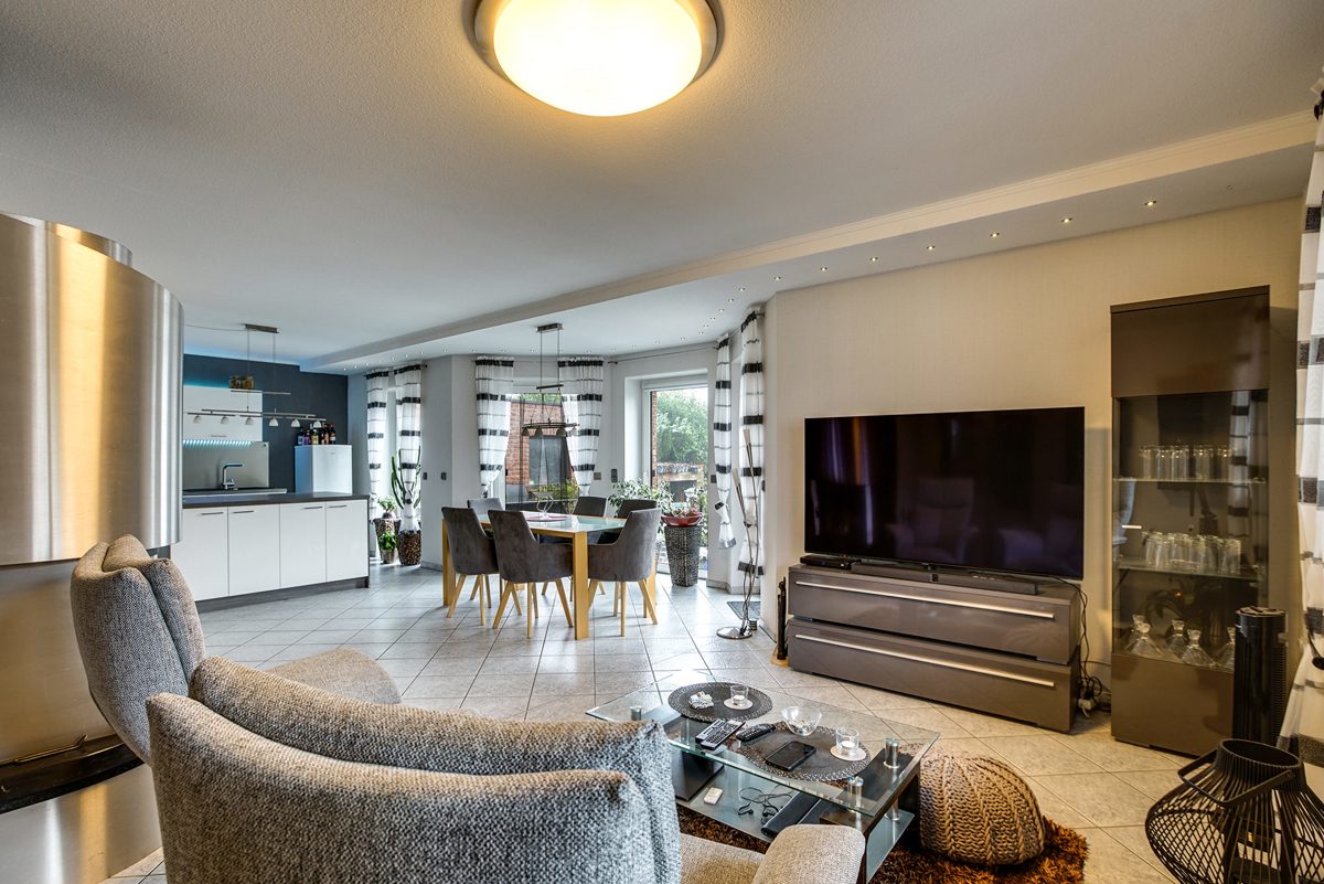 Immobilienangebot - Alsdorf - Alle - Energieeffizientes, familienfreundliches Ein-/ Zweifamilienhaus in beliebter Wohnlage von Alsdorf