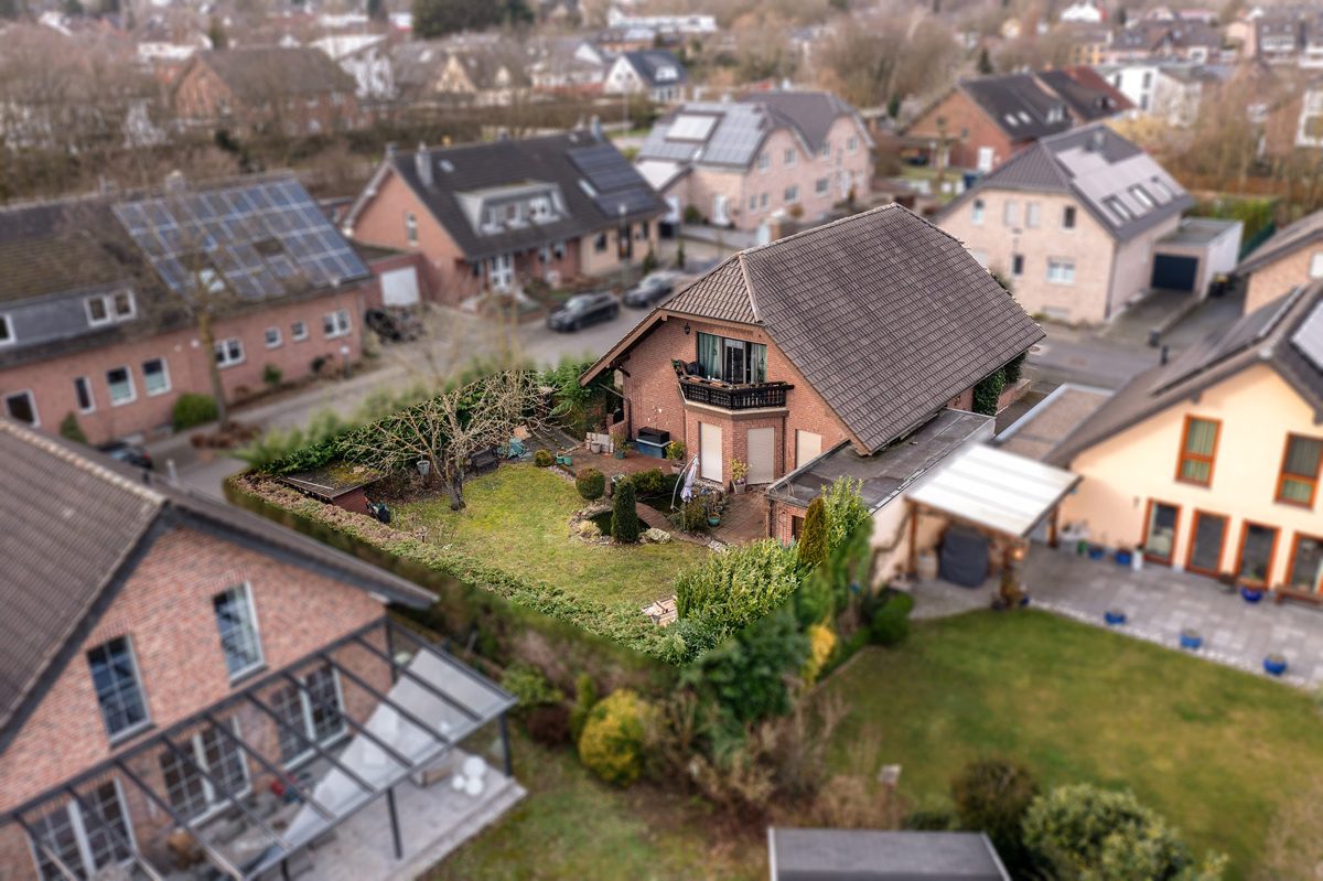 Immobilienangebot - Alsdorf - Alle - Energieeffizientes, familienfreundliches Ein-/ Zweifamilienhaus in beliebter Wohnlage von Alsdorf