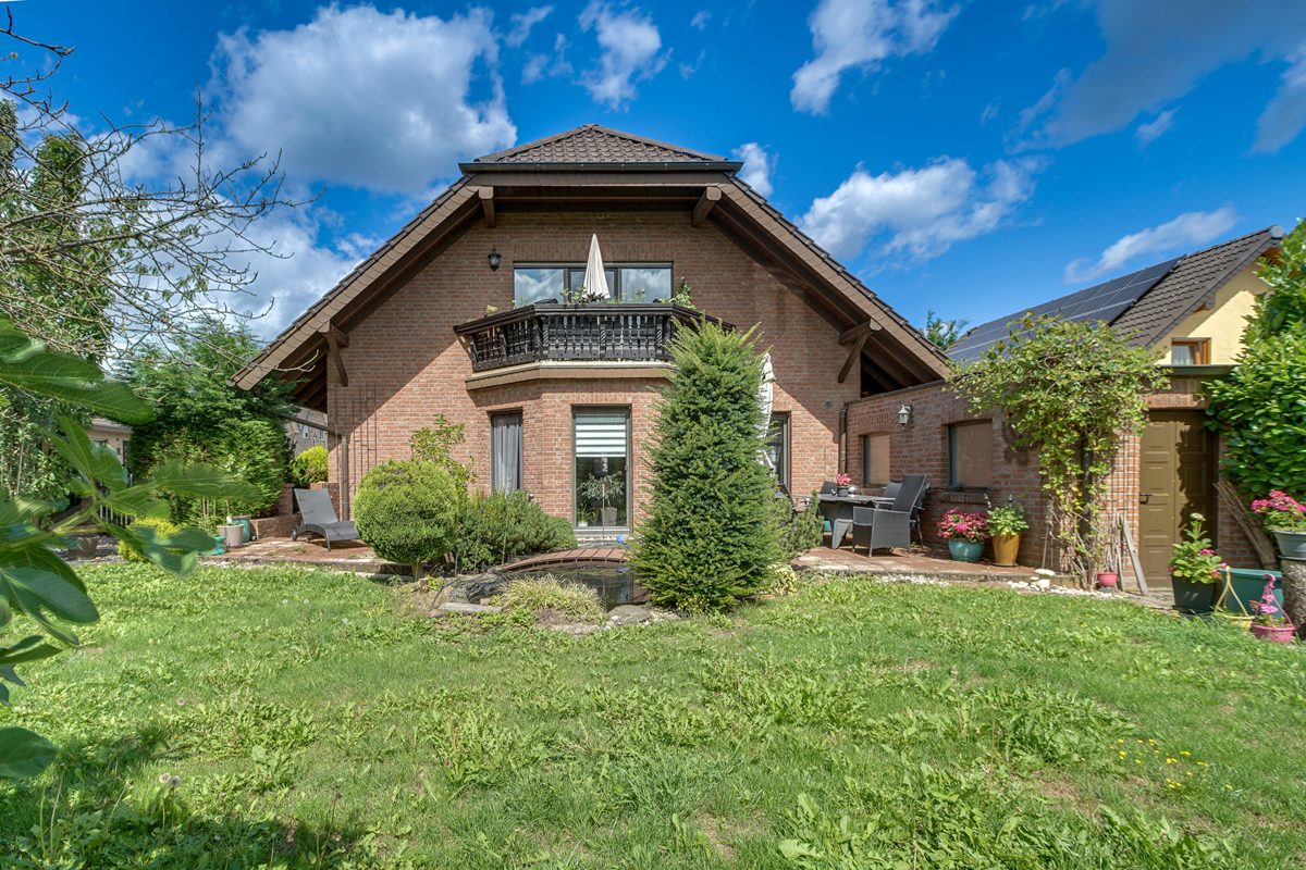 Immobilienangebot - Alsdorf - Alle - Energieeffizientes, familienfreundliches Ein-/ Zweifamilienhaus in beliebter Wohnlage von Alsdorf