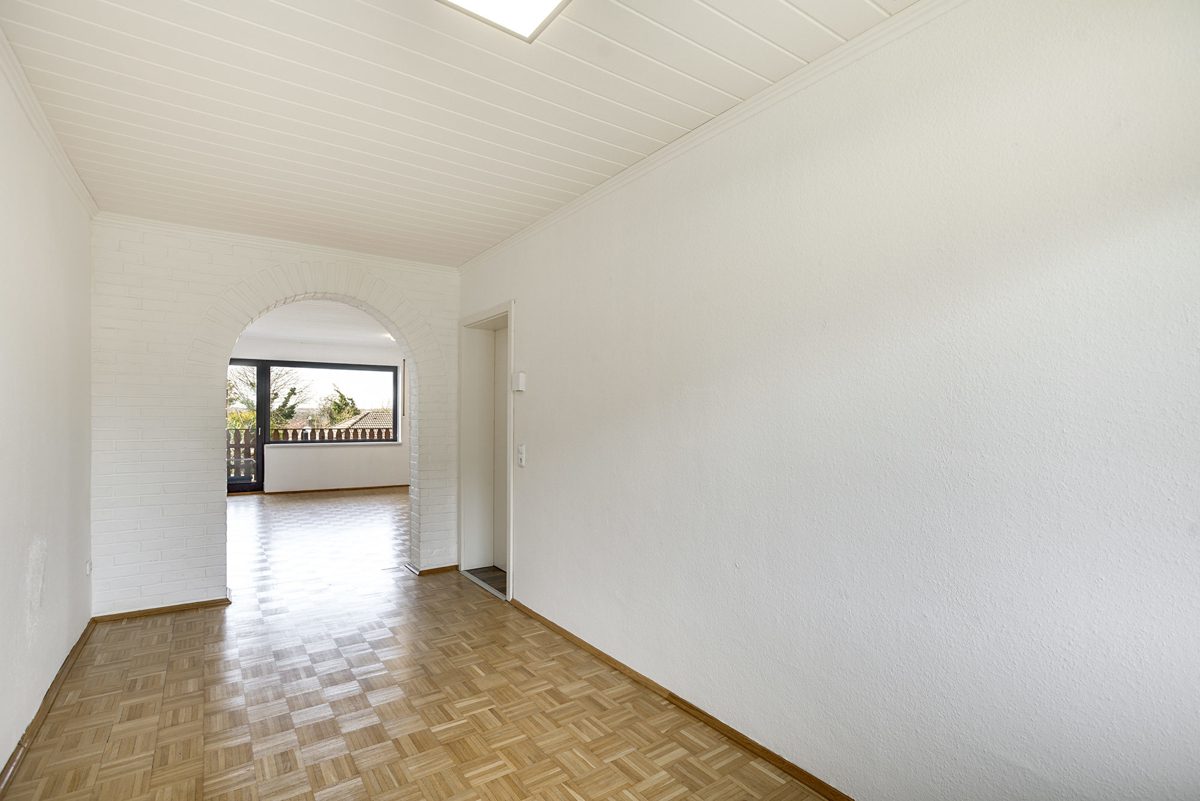 Immobilienangebot - Eschweiler - Alle - Attraktives Zweifamilienhaus mit Einliegerwohnung in familienfreundlicher Lage