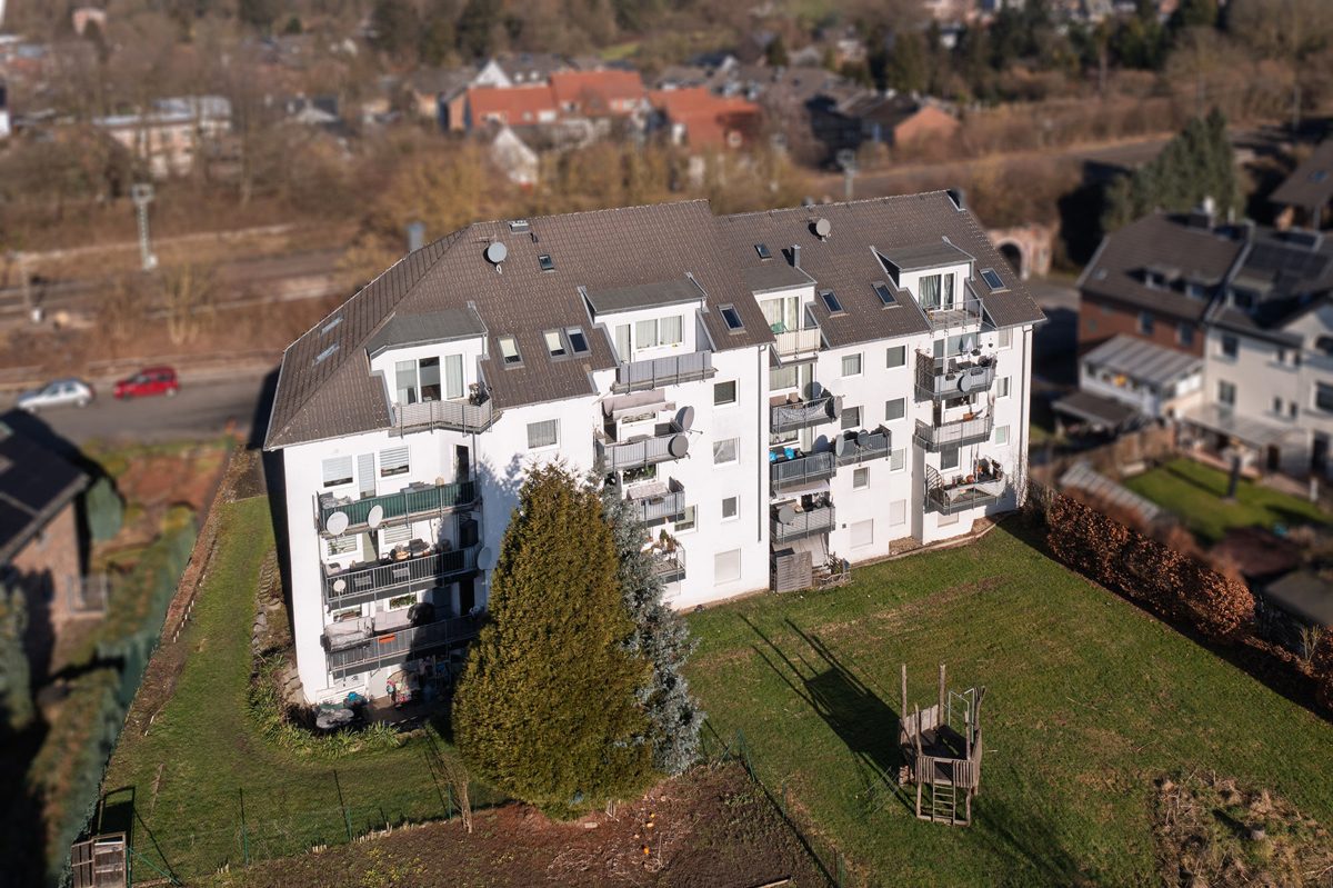 Immobilienangebot - Aachen / Eilendorf - Alle - Attraktives Immobilienpaket: Zwei neuwertige Mehrfamilienhäuser in Aachen- Eilendorf