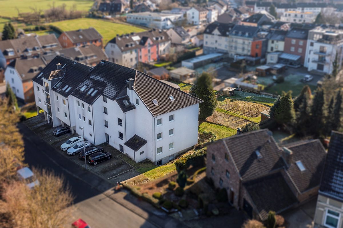 Immobilienangebot - Aachen / Eilendorf - Alle - Attraktives Immobilienpaket: Zwei neuwertige Mehrfamilienhäuser in Aachen- Eilendorf