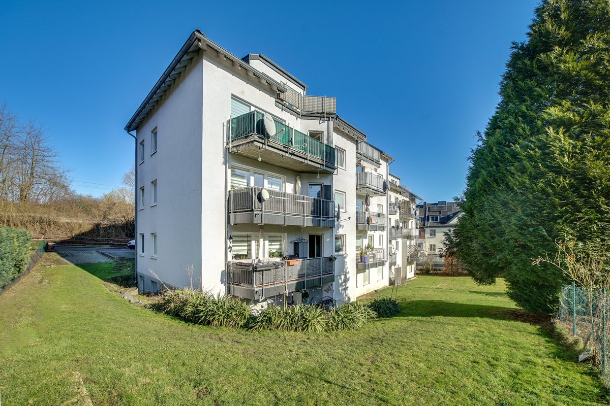 Immobilienangebot - Aachen / Eilendorf - Alle - Attraktives Immobilienpaket: Zwei neuwertige Mehrfamilienhäuser in Aachen- Eilendorf