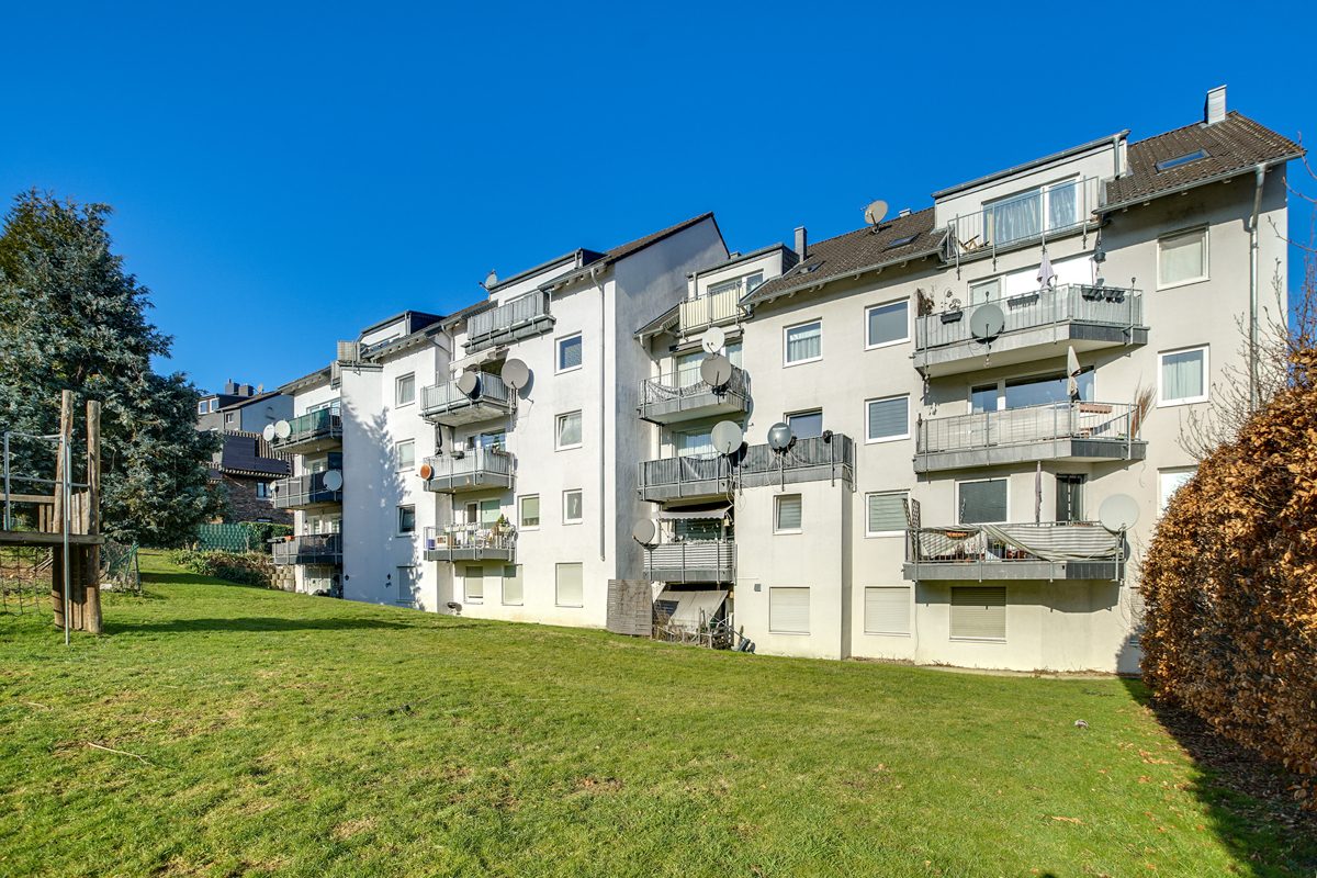 Immobilienangebot - Aachen / Eilendorf - Alle - Attraktives Immobilienpaket: Zwei neuwertige Mehrfamilienhäuser in Aachen- Eilendorf