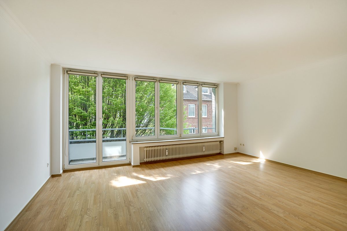 Immobilienangebot - Aachen - Alle - Modernisierte 2 Zimmer Wohnung mit Balkon in zentraler Innenstadtlage von Aachen