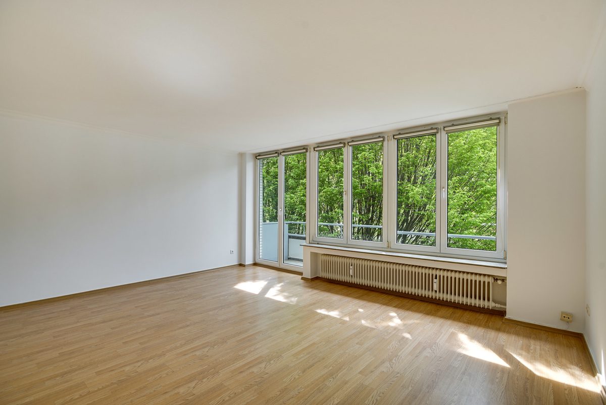 Immobilienangebot - Aachen - Alle - Modernisierte 2 Zimmer Wohnung mit Balkon in zentraler Innenstadtlage von Aachen