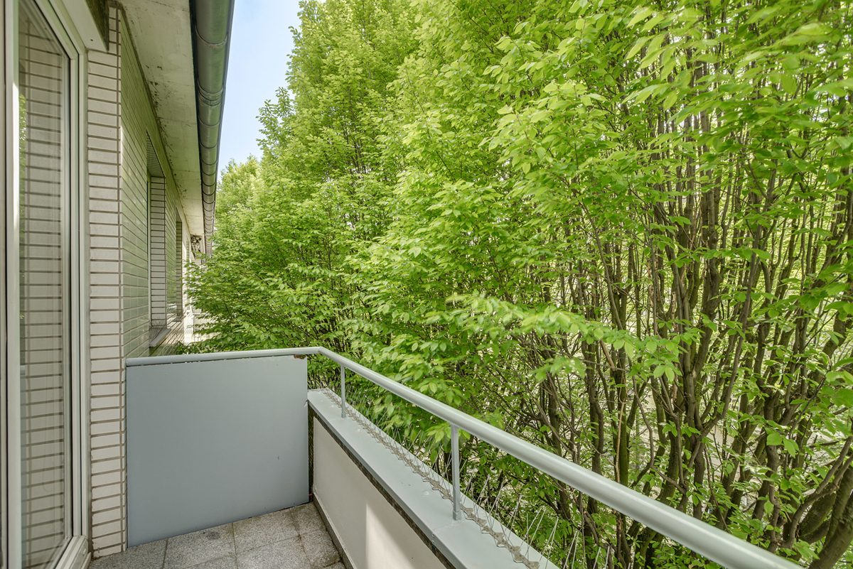 Immobilienangebot - Aachen - Alle - Modernisierte 2 Zimmer Wohnung mit Balkon in zentraler Innenstadtlage von Aachen