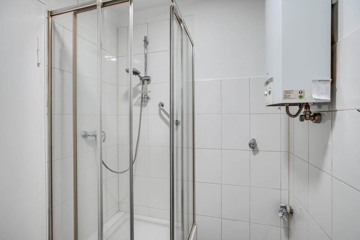 Immobilienangebot - Aachen - Alle - Modernisierte 2 Zimmer Wohnung mit Balkon in zentraler Innenstadtlage von Aachen