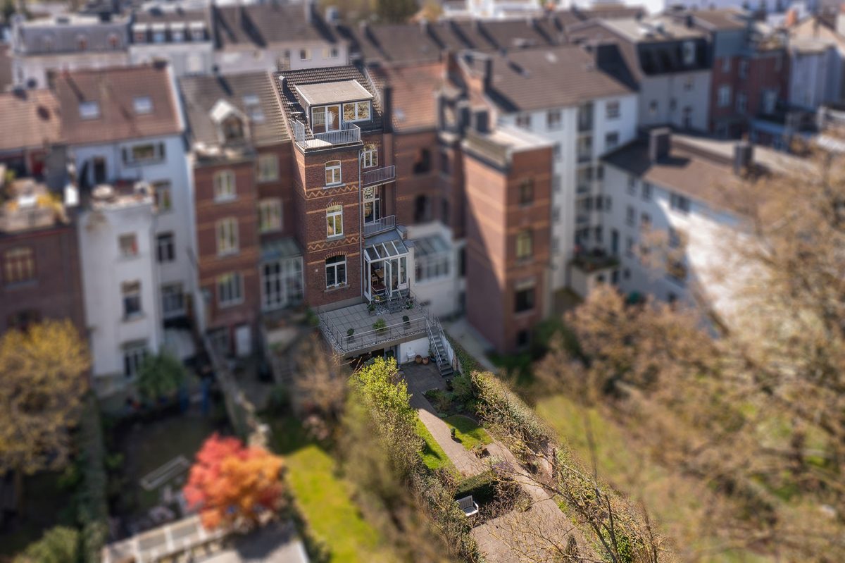 Immobilienangebot - Aachen - Alle - Westpark - Zweifamilienhaus - Stadthaus mit traumhaftem Garten & vielseitigen Nutzungsmöglichkeiten