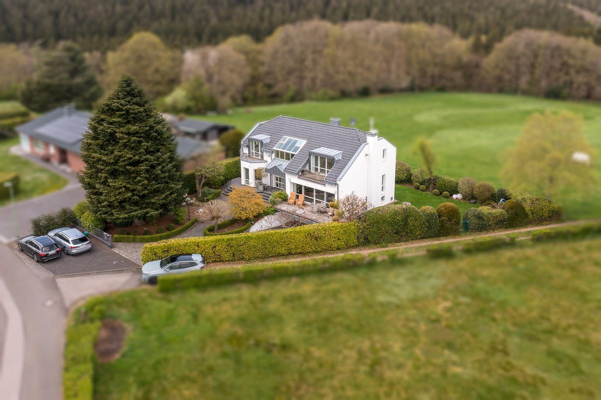 Immobilienangebot - Roetgen - Alle - Traumhaftes Einfamilienhaus mit unverbaubarem Blick in Roetgen-Rott
