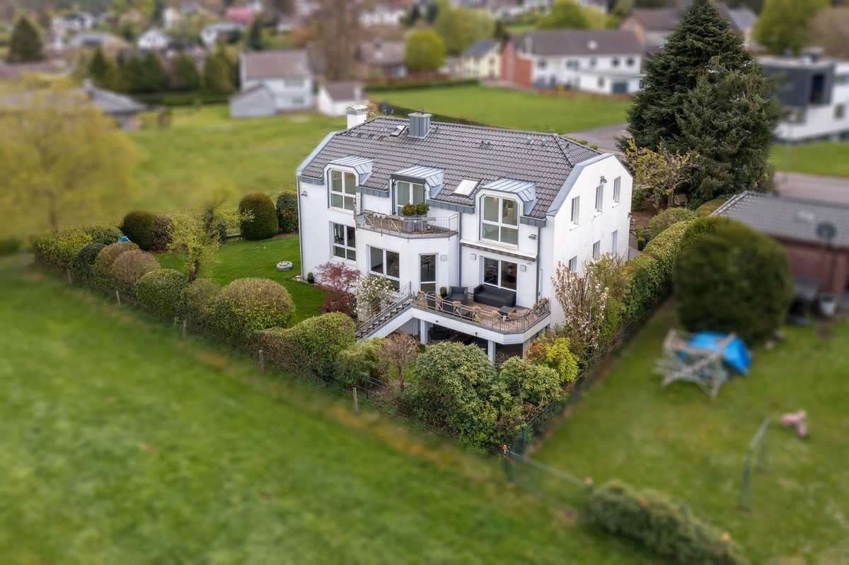 Immobilienangebot - Roetgen - Alle - Traumhaftes Einfamilienhaus mit unverbaubarem Blick in Roetgen-Rott