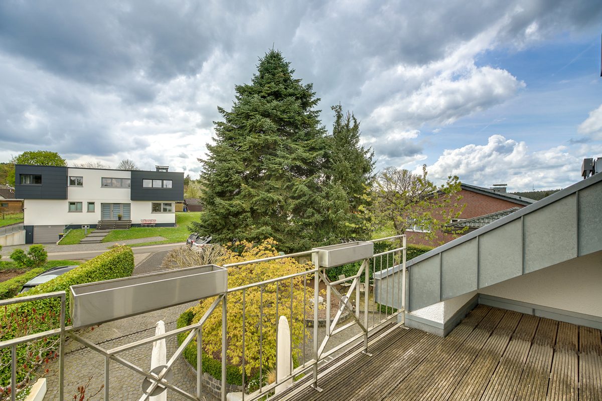 Immobilienangebot - Roetgen - Alle - Traumhaftes Einfamilienhaus mit unverbaubarem Blick in Roetgen-Rott